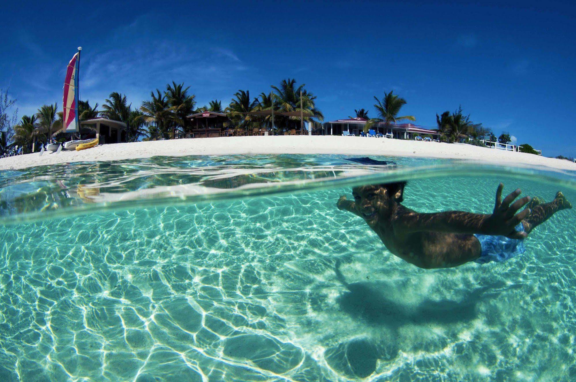 Bohio Dive Resort Cockburn Town Buitenkant foto
